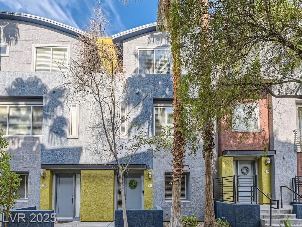 Property Photo:  9050 West Tropicana Avenue 1113  NV 89147 