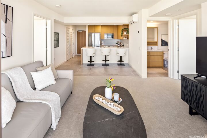 Property Photo:  1388 Kapiolani Boulevard 3906  HI 96814 