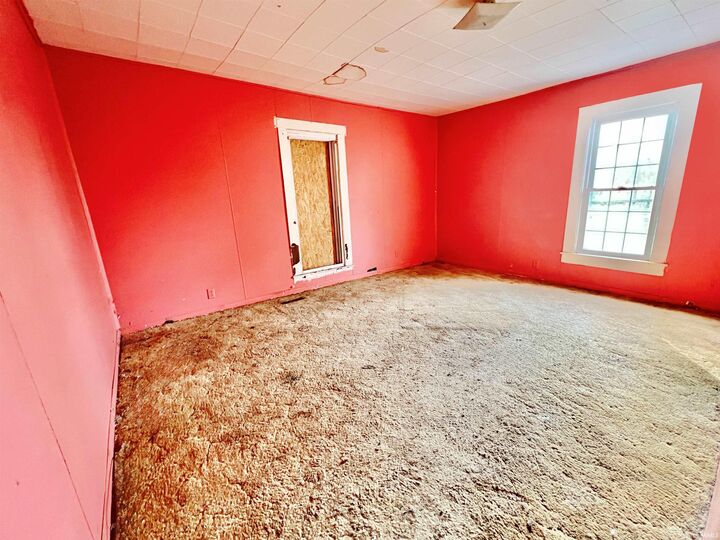 Property Photo:  10170 W 565 S  IN 47665 