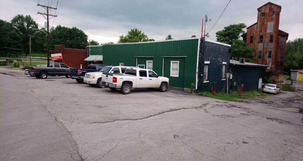 Property Photo: 6 &Amp 8 E Main Street KY 40361