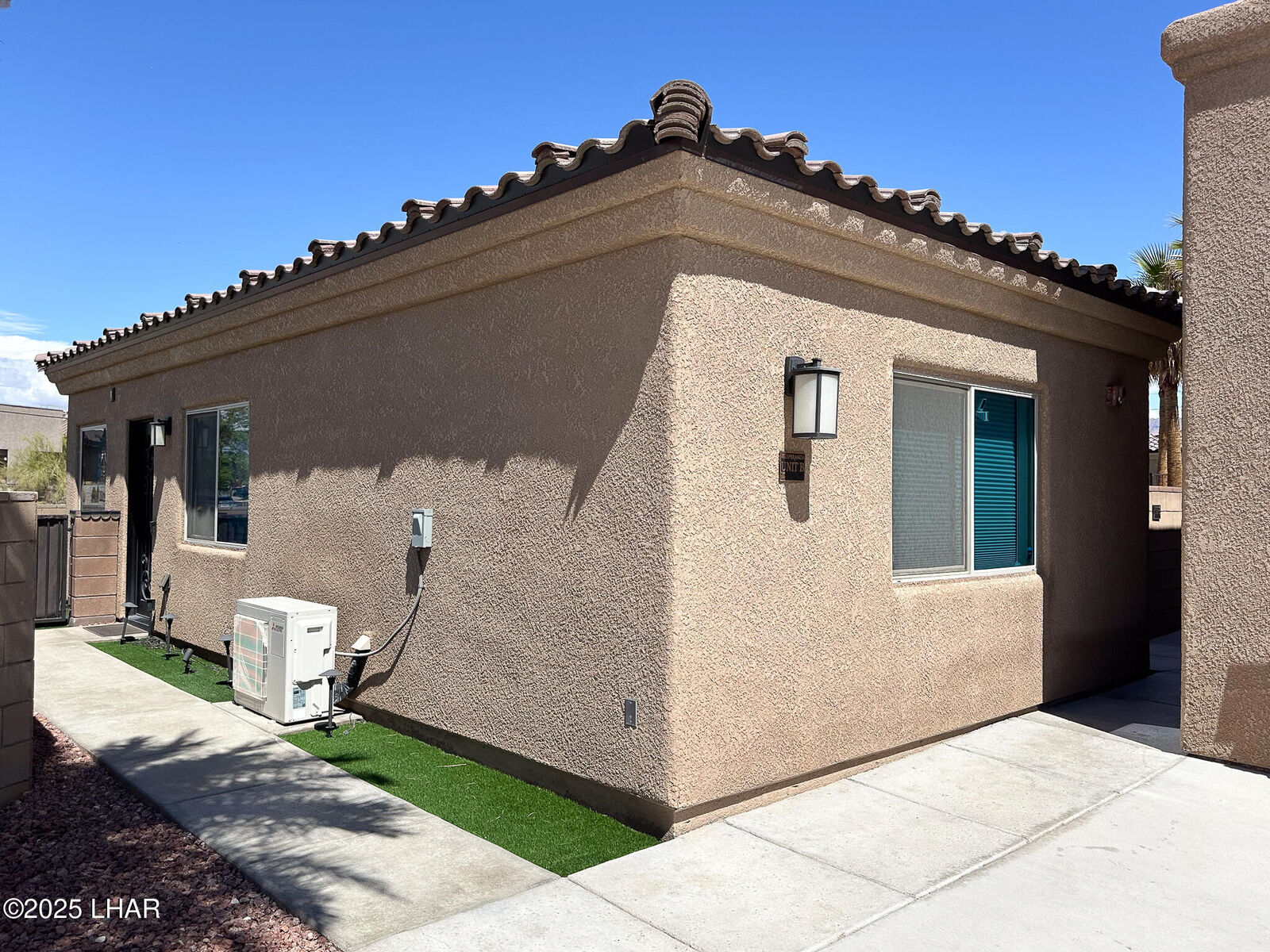 Property Photo: 490 Lake Havasu Ave B AZ 86403