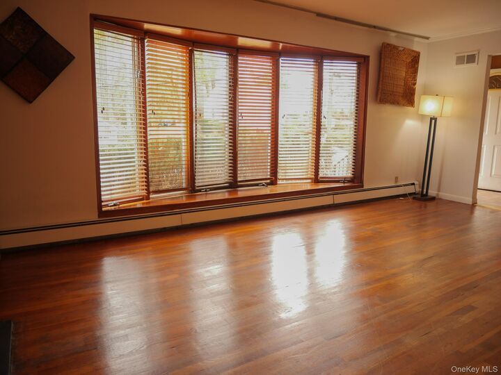 Property Photo:  50 Kent Road  NY 10603 