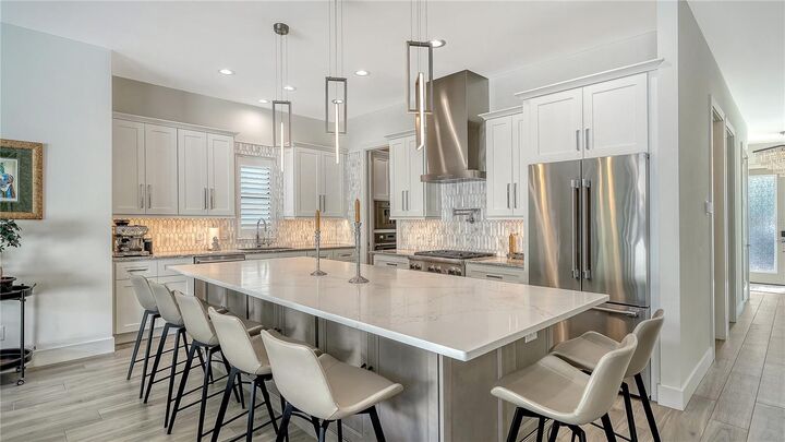 Property Photo:  1659 Devonshire Lane  FL 34236 