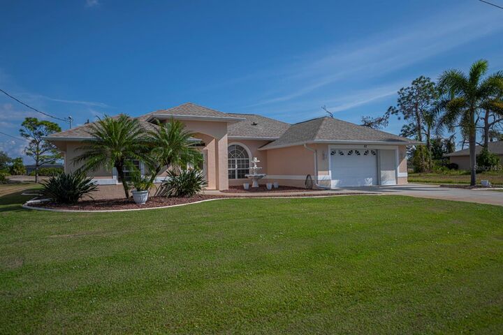 Property Photo: 82 Pinehurst Place FL 33947