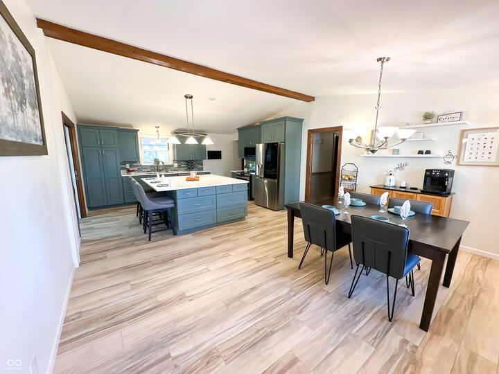 Property Photo: 645 Sycamore Court IN 46077