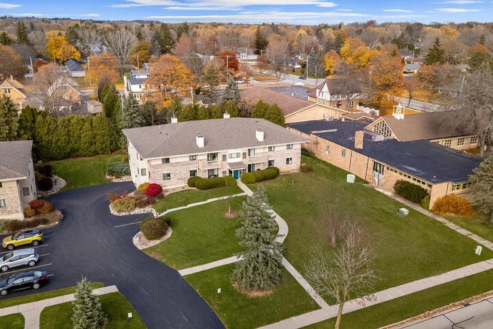 Property Photo: 116 E Freistadt Rd F WI 53092