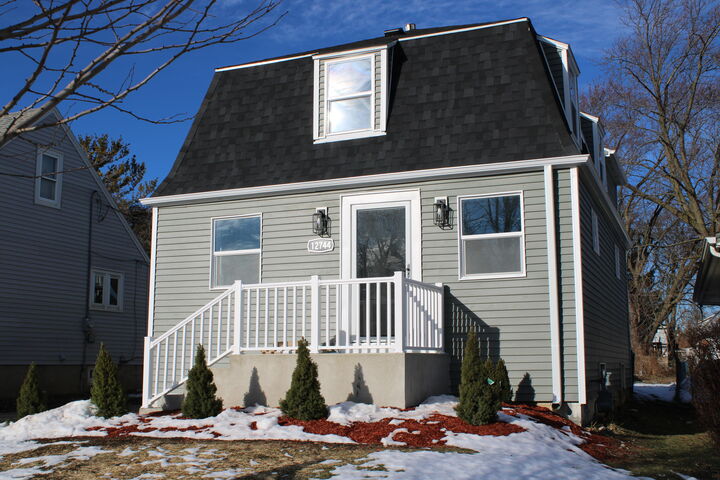 Property Photo: 12744 W Peck Pl WI 53007