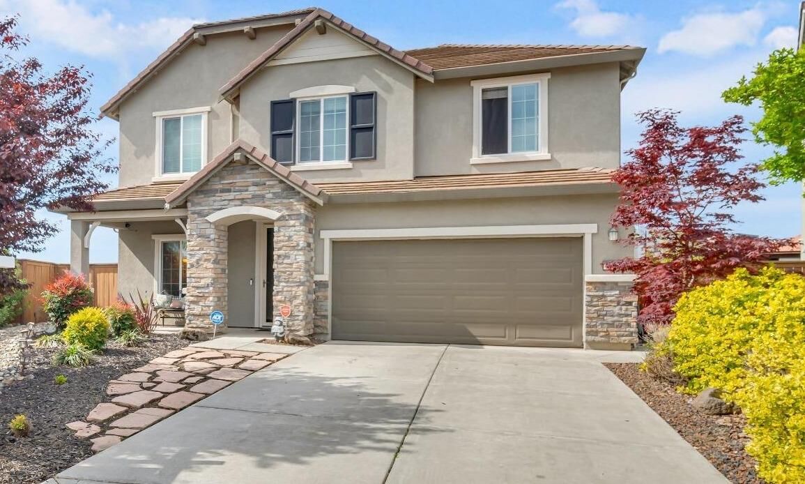 Property Photo:  7521 Chappelle Way  CA 95757 