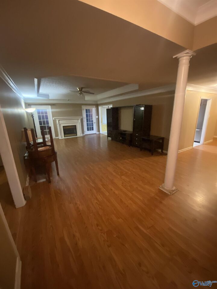 Property Photo:  2422 SW Alexandria Street  AL 35603 