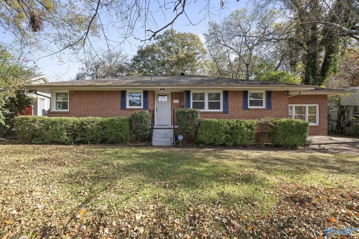 Property Photo:  2219 Matthews Street  AL 35801 