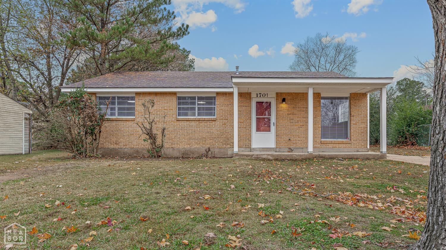 Property Photo:  1701 Clayhill Street  AR 72401 