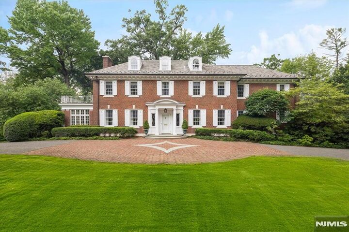 Property Photo: 200 Lincoln Street NJ 07631