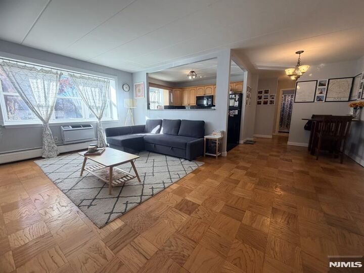 Property Photo: 25 Jefferson Street 3E NJ 07601