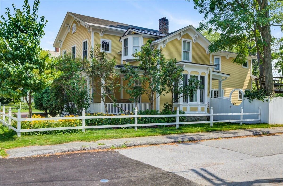 Property Photo: 29 Maple Street VT 05452