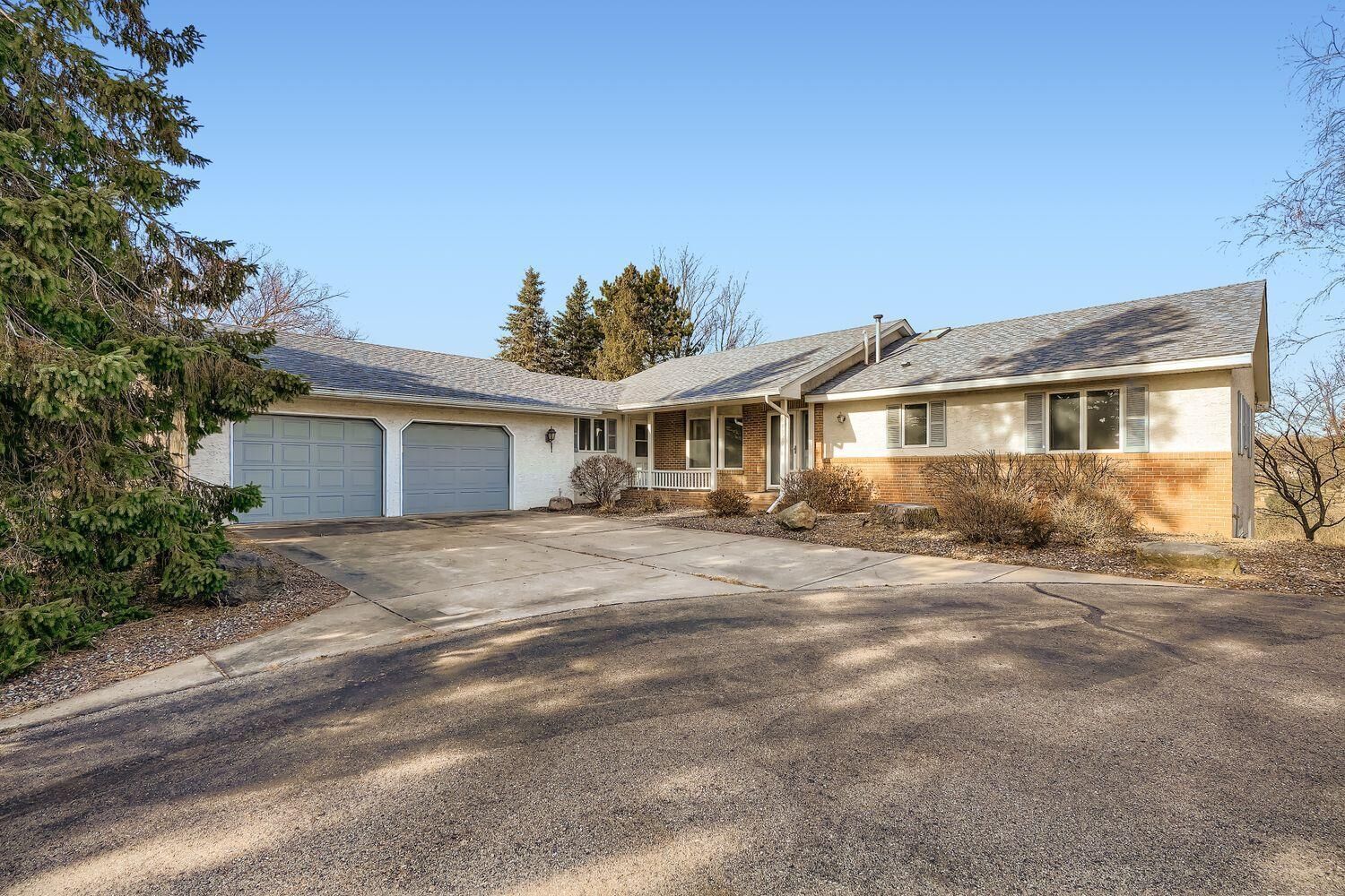 Property Photo:  9320 53rd Street N  MN 55042 
