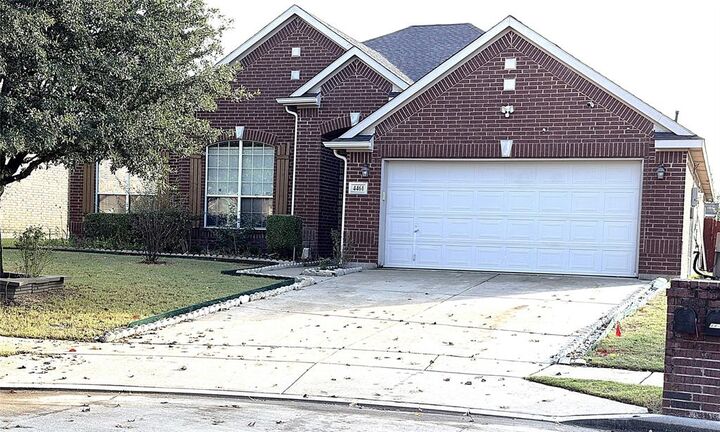 Property Photo:  4461 Corner Brook Lane  TX 76123 