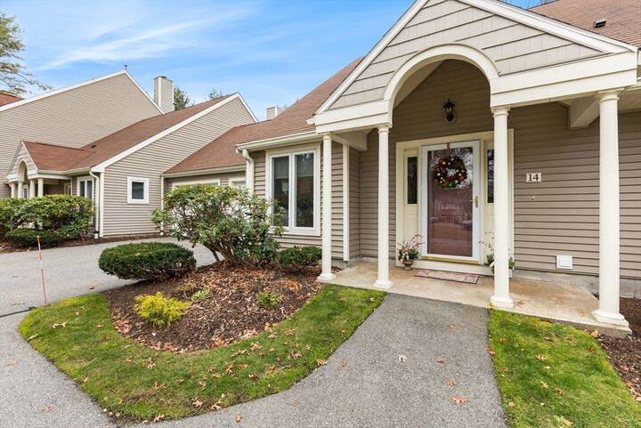 Property Photo:  14 Saw Mill Brook Way 14  MA 01801 