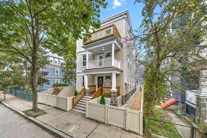 Property Photo:  24 Hinckley 2  MA 02125 