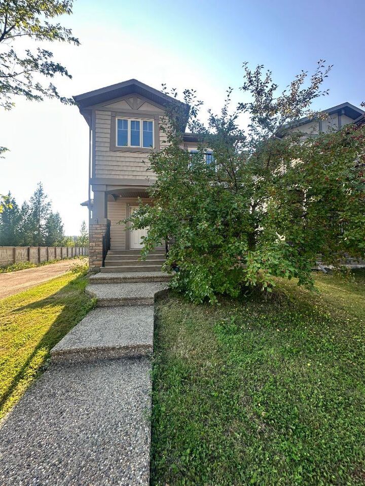292 Falcon Drive  Fort McMurray AB T9K 0S2 photo