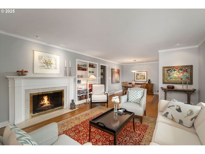 Property Photo:  7695 SW Brentwood St  OR 97225 