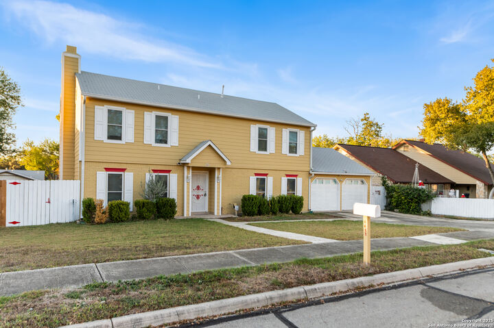 Property Photo: 6611 Cades TX 78238