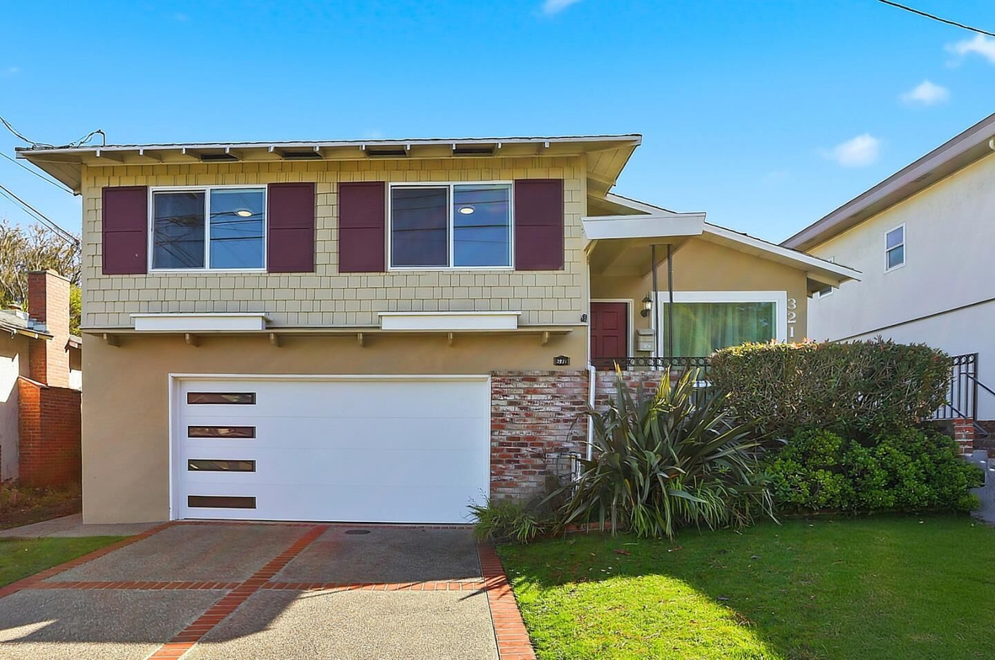 Property Photo:  321 Southcliff Avenue  CA 94080 