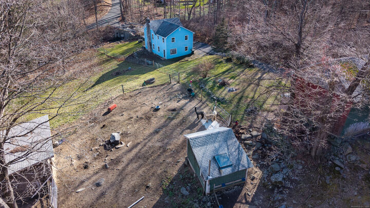 Property Photo:  2 Stony Brook Road  CT 06470 