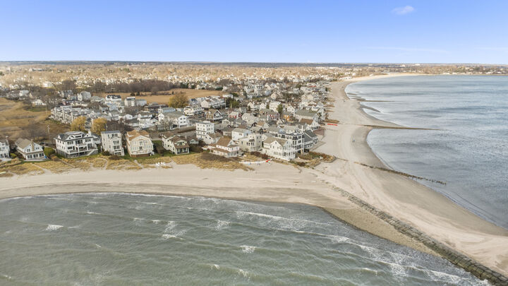 Property Photo:  6 Lighthouse Point  CT 06824 