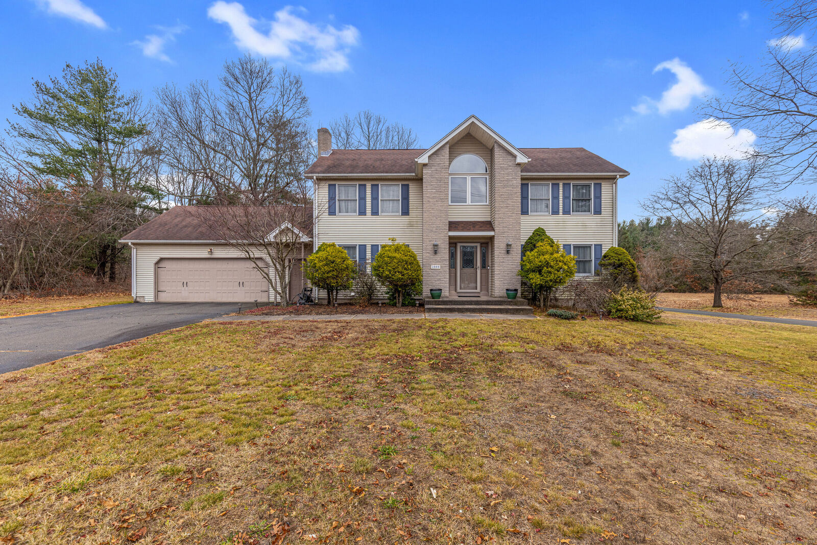 Property Photo: 2080 Poquonock Avenue CT 06095