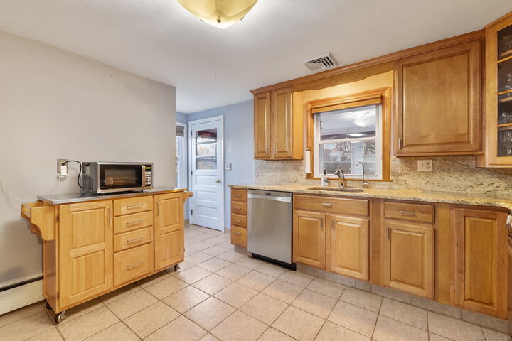 Property Photo:  394 Trout Brook Drive  CT 06110 