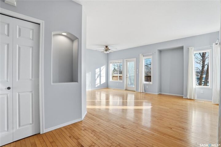 Property Photo: 655 Kenderdine Road 120 SK S7N 4W9