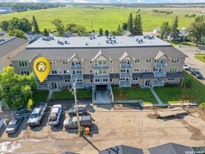 Property Photo:  318 108th Street 102  SK S7N 1P8 