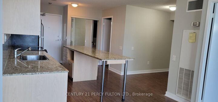 Property Photo: 29 Singer Court 508 ON M2K 0B3