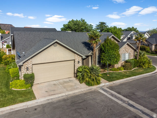 Property Photo: 2050 W Canyon View Dr 21 UT 84770