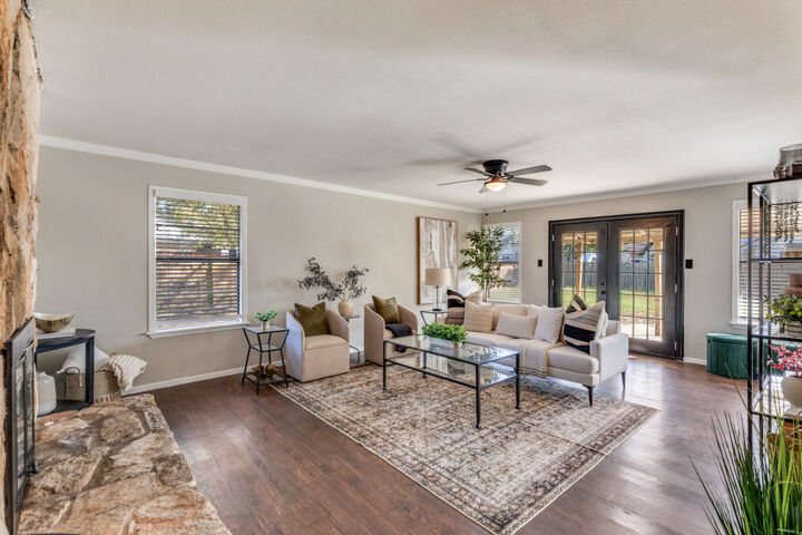 Property Photo: 12901 Lamplight Village Avenue TX 78727