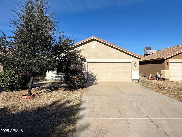 Property Photo: 1316 E Vernoa Street AZ 85140