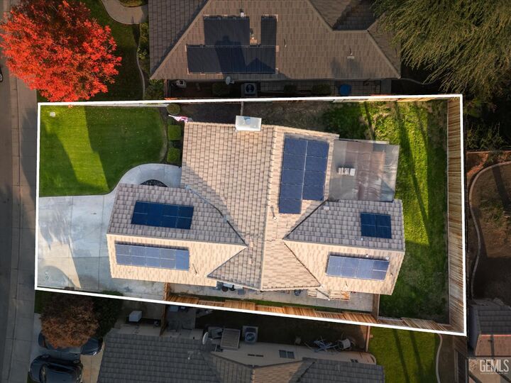 Property Photo:  9115 Winlock Street  CA 93312 