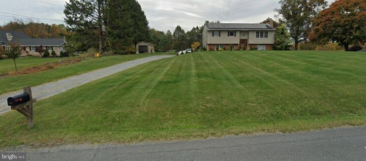 Property Photo:  1145 Highland Drive  PA 17055 