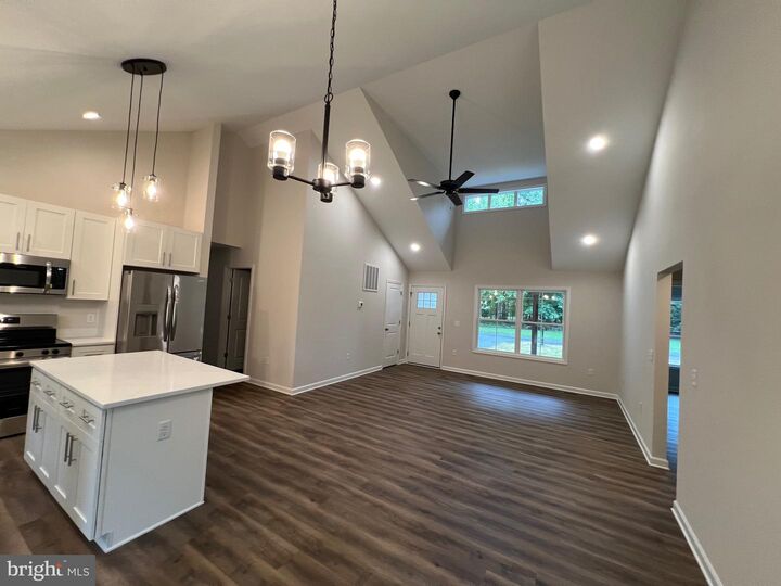 Property Photo:  633 Shorewood Drive  VA 22443 