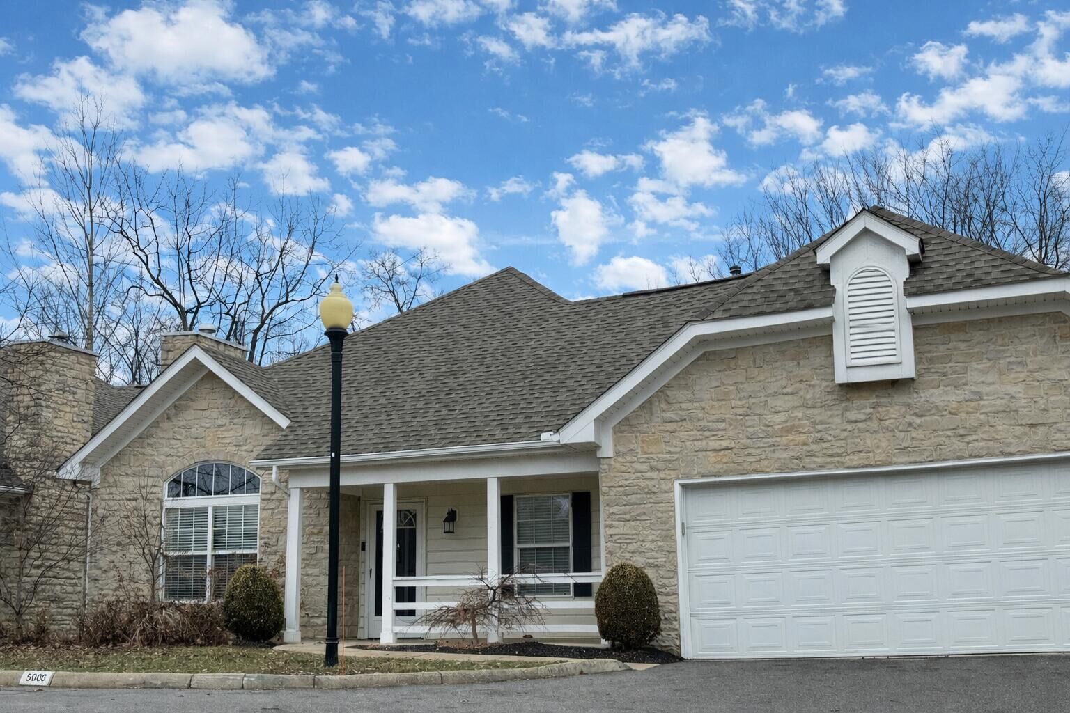 Property Photo:  5006 Vinington Place  OH 43016 