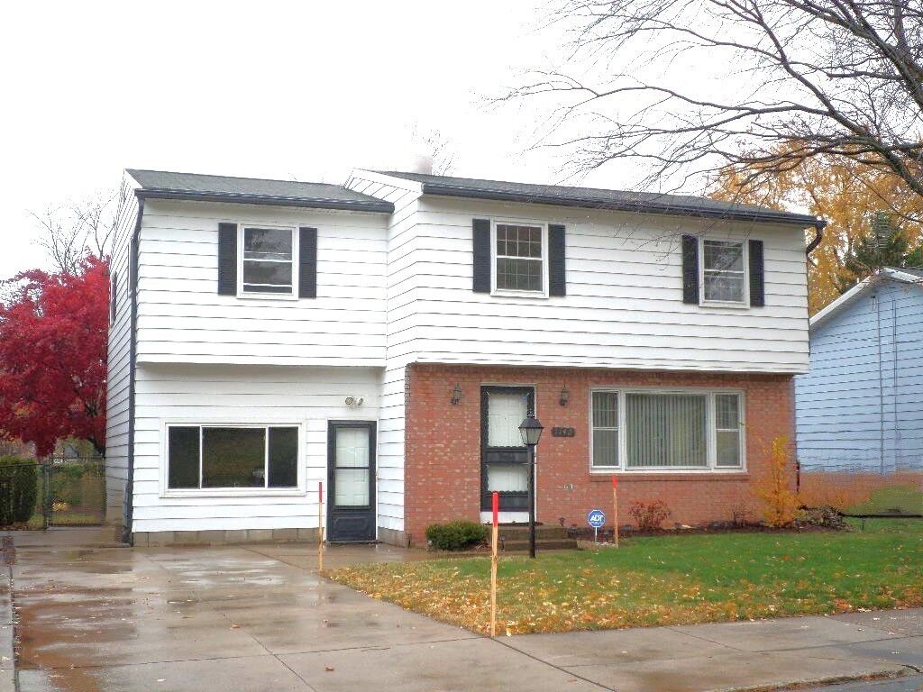 Property Photo: 1142 E 34th Street PA 16504
