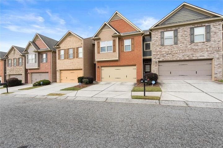 Property Photo: 1207 Mistyhaynes Way GA 30017