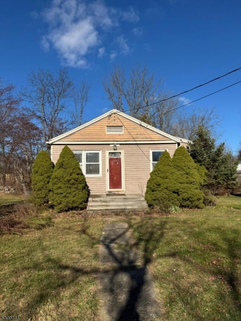 Property Photo: 6 Maple Ln NJ 08827