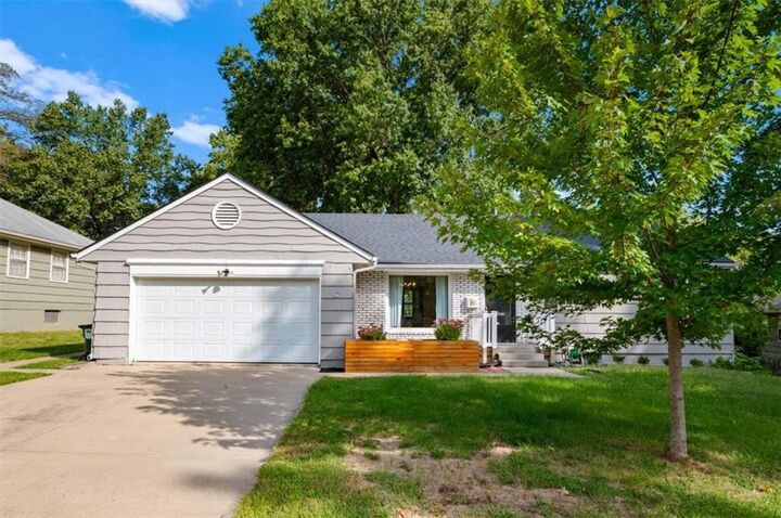 Property Photo:  8110 W 92nd Street  KS 66212 