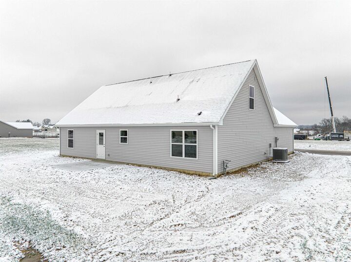 Property Photo:  13918 Persimmon Drive  IN 47725 