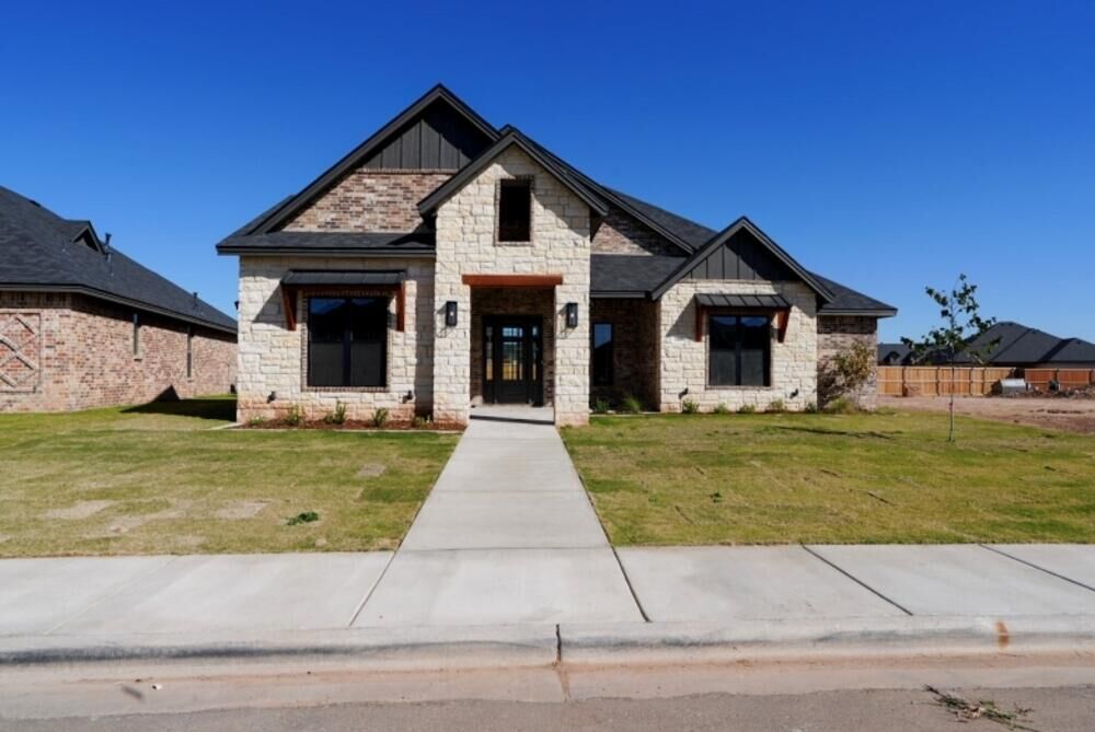 Property Photo: 7506 56th Street TX 79407