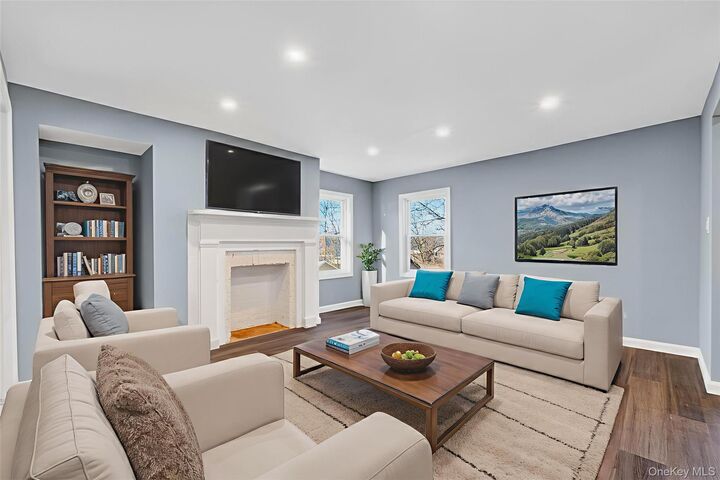 Property Photo:  27 Spruce Street  NY 12601 