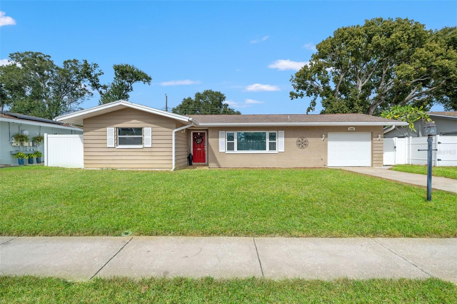 Property Photo:  1642 Fortune Drive  FL 33756 