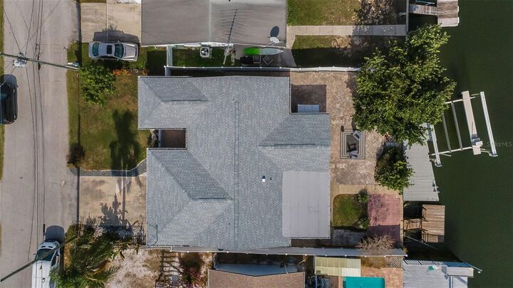 Property Photo: 13926 Darlene Avenue FL 34667
