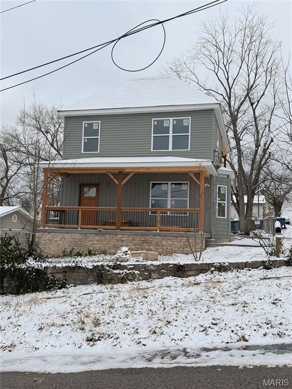 Property Photo: 121 S 5th St Street MO 63020